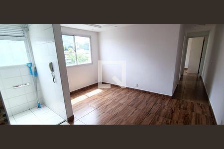 Sala de apartamento para alugar com 2 quartos, 43m² em Jardim Novo Taboao, São Paulo