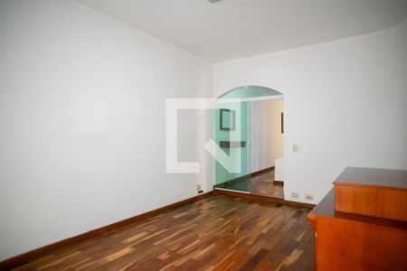 Sala de casa à venda com 3 quartos, 199m² em Jardim Santa Emilia, São Paulo