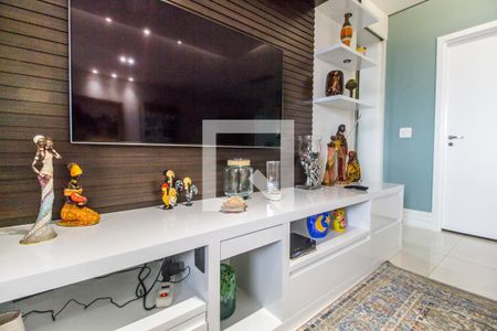 Sala de TV de apartamento à venda com 2 quartos, 100m² em Tamboré, Santana de Parnaíba