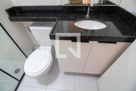 Banheiro de apartamento à venda com 1 quarto, 28m² em Jardim Caravelas, São Paulo