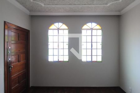 Sala de casa à venda com 3 quartos, 80m² em São Luiz, Belo Horizonte