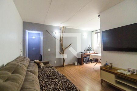 Sala de apartamento à venda com 2 quartos, 70m² em Itaquera, São Paulo