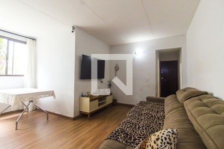 Sala de apartamento à venda com 2 quartos, 70m² em Itaquera, São Paulo