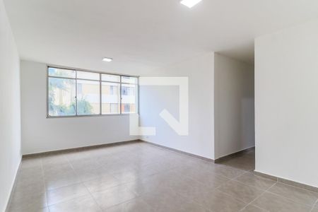 Sala de apartamento para alugar com 3 quartos, 82m² em Santo Amaro, São Paulo