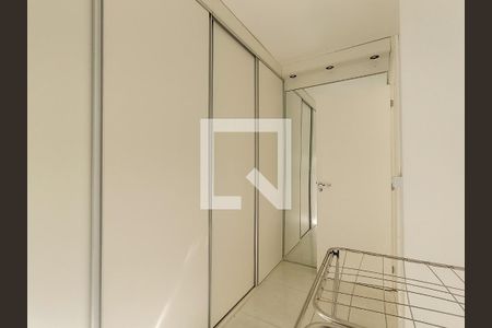 Closet de apartamento para alugar com 1 quarto, 72m² em Cavalhada, Porto Alegre