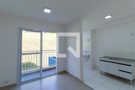 Sala de apartamento para alugar com 2 quartos, 46m² em Jardim Barro Branco, Cotia