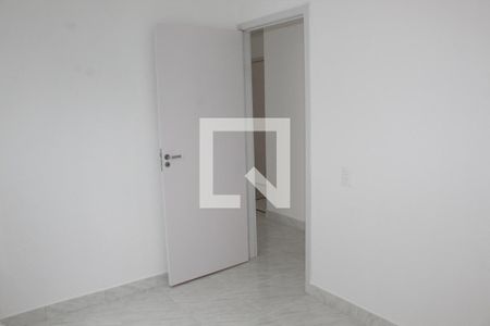 Quarto 2 de apartamento para alugar com 2 quartos, 38m² em Jardim Monte Alegre, Cotia