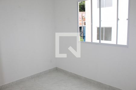 Quarto 2 de apartamento para alugar com 2 quartos, 38m² em Jardim Monte Alegre, Cotia