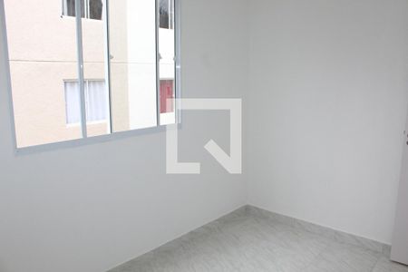 Quarto 2 de apartamento para alugar com 2 quartos, 38m² em Jardim Monte Alegre, Cotia