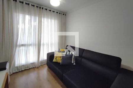 Sala de Estar de apartamento à venda com 2 quartos, 70m² em Chácaras Campos Elíseos, Campinas