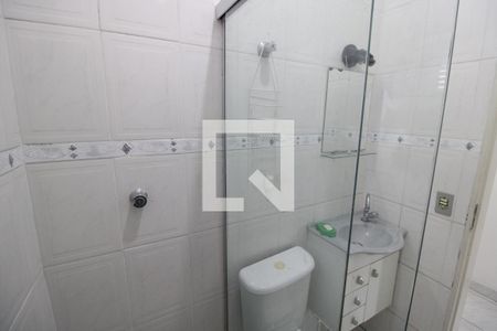 Banheiro 1 de casa para alugar com 2 quartos, 110m² em Vila Bancaria Munhoz, São Paulo