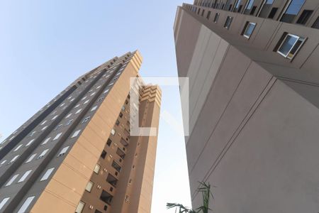 Apartamento à venda com 84m², 3 quartos e 2 vagas Apartamento à venda com 84m², 3 quartos e 2 vagasFachada