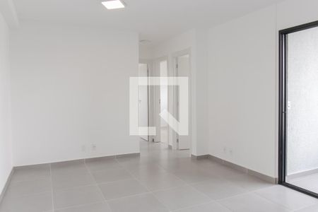 Sala - Cozinha de apartamento para alugar com 3 quartos, 55m² em Vila Assis Brasil, Mauá