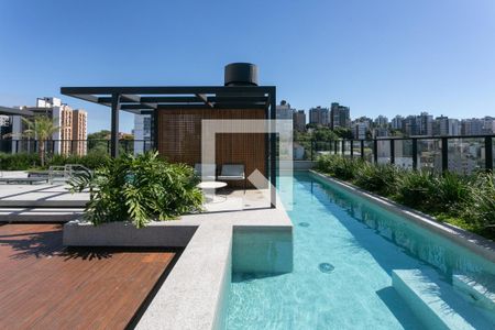 Studio à venda com 33m², 1 quarto e sem vaga Studio à venda com 33m², 1 quarto e sem vagaÁrea comum - Piscina