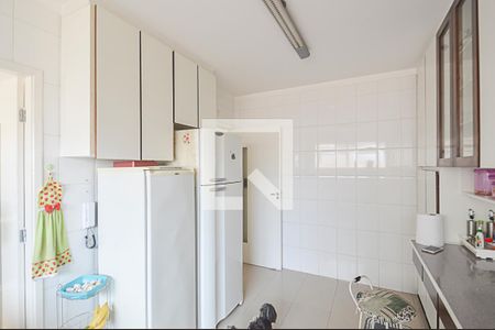 Casa de condomínio à venda com 314m², 4 quartos e 4 vagas Casa de condomínio à venda com 314m², 4 quartos e 4 vagasCozinha