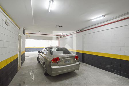 Casa de condomínio à venda com 314m², 4 quartos e 4 vagas Casa de condomínio à venda com 314m², 4 quartos e 4 vagasGaragem