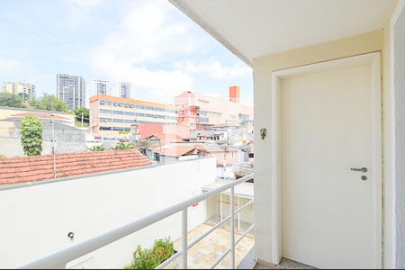 Casa de condomínio à venda com 314m², 4 quartos e 4 vagas Casa de condomínio à venda com 314m², 4 quartos e 4 vagasSacada