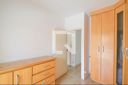 Casa de condomínio à venda com 314m², 4 quartos e 4 vagas Casa de condomínio à venda com 314m², 4 quartos e 4 vagasQuarto 1