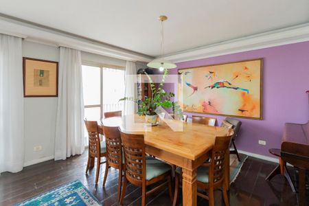 Apartamento para alugar com 215m², 4 quartos e 2 vagas Apartamento para alugar com 215m², 4 quartos e 2 vagasSala