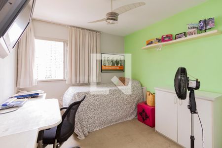 Apartamento para alugar com 215m², 4 quartos e 2 vagas Apartamento para alugar com 215m², 4 quartos e 2 vagasQuarto 2