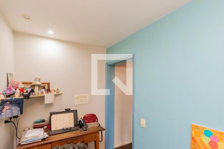 Apartamento para alugar com 215m², 4 quartos e 2 vagas Apartamento para alugar com 215m², 4 quartos e 2 vagasEscritório
