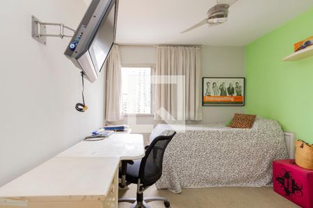 Apartamento para alugar com 215m², 4 quartos e 2 vagas Apartamento para alugar com 215m², 4 quartos e 2 vagasQuarto 2