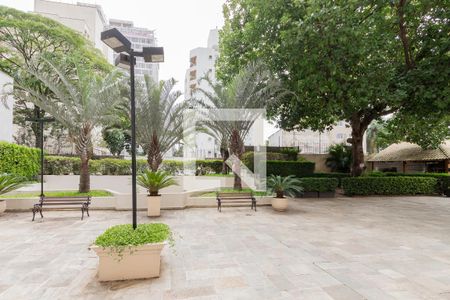 Apartamento para alugar com 215m², 4 quartos e 2 vagas Apartamento para alugar com 215m², 4 quartos e 2 vagasÁrea Comum