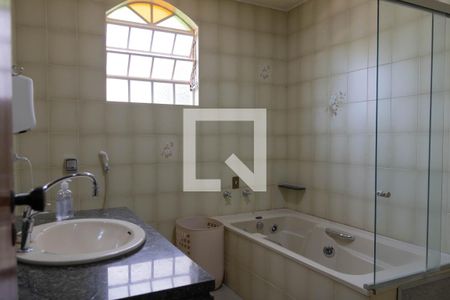 Banheiro do Quarto 1 de casa à venda com 4 quartos, 350m² em São Bento , Belo Horizonte