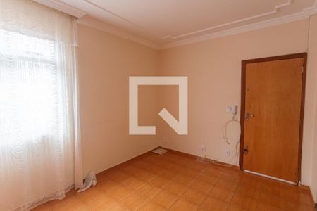 Sala de apartamento à venda com 3 quartos, 66m² em Santa Efigênia, Belo Horizonte