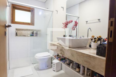 Casa de condomínio à venda com 350m², 3 quartos e 2 vagas Casa de condomínio à venda com 350m², 3 quartos e 2 vagasbanheiro suite 2