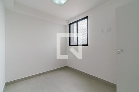 Quarto 1 de apartamento à venda com 2 quartos, 37m² em Vila Mira, São Paulo