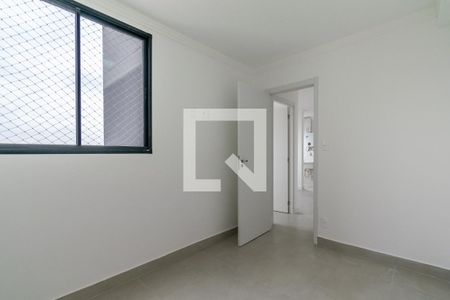 Quarto 1 de apartamento à venda com 2 quartos, 37m² em Vila Mira, São Paulo