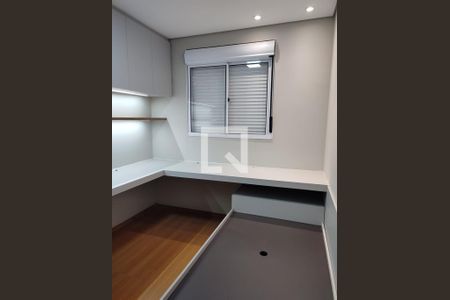 Quarto de apartamento à venda com 2 quartos, 59m² em Planalto, Belo Horizonte