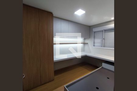 Quarto de apartamento à venda com 2 quartos, 59m² em Planalto, Belo Horizonte