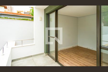 Quarto 1 de casa à venda com 4 quartos, 205m² em Planalto, Belo Horizonte