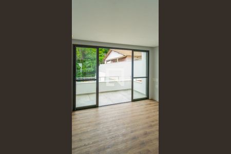 Quarto 1 de casa à venda com 4 quartos, 205m² em Planalto, Belo Horizonte
