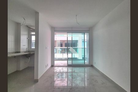 Sala de apartamento para alugar com 2 quartos, 71m² em Recreio dos Bandeirantes, Rio de Janeiro