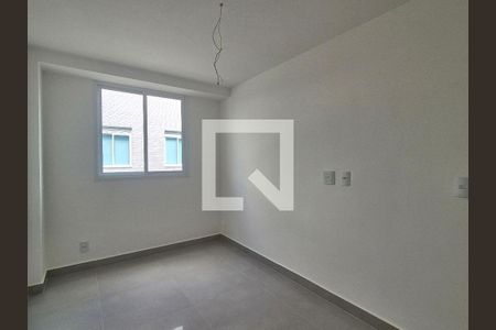 Quarto de apartamento para alugar com 2 quartos, 71m² em Recreio dos Bandeirantes, Rio de Janeiro