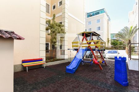 Apartamento à venda com 105m², 2 quartos e 2 vagas Apartamento à venda com 105m², 2 quartos e 2 vagasÁrea comum - Playground