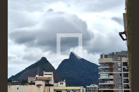 Vista lateral da sala de apartamento para alugar com 3 quartos, 96m² em Laranjeiras, Rio de Janeiro