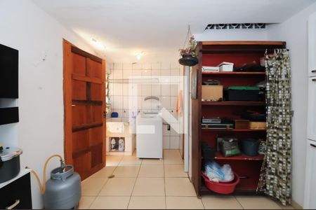 Casa à venda com 139m², 2 quartos e 3 vagas Casa à venda com 139m², 2 quartos e 3 vagasÁrea de Serviço