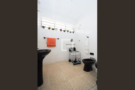 Casa à venda com 139m², 2 quartos e 3 vagas Casa à venda com 139m², 2 quartos e 3 vagasBanheiro Social