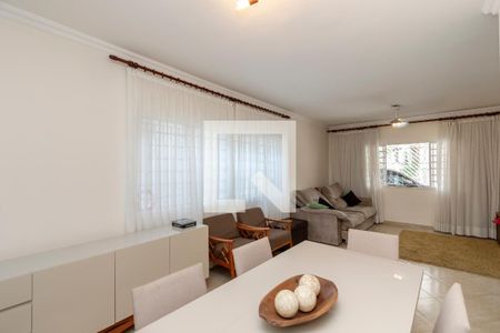 Sala de casa à venda com 3 quartos, 180m² em Santo Amaro, São Paulo