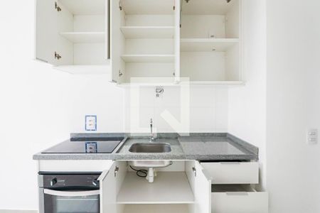 Cozinha de apartamento para alugar com 1 quarto, 31m² em Butantã, São Paulo