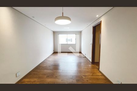 Sala de apartamento à venda com 2 quartos, 61m² em Jardim Sonia, São Paulo