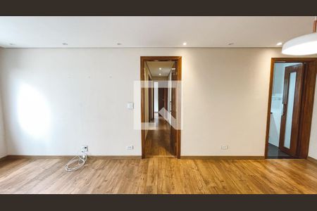 Sala de apartamento à venda com 2 quartos, 61m² em Jardim Sonia, São Paulo