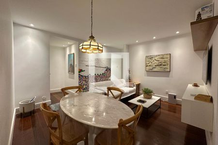 Sala de apartamento à venda com 2 quartos, 90m² em Copacabana, Rio de Janeiro