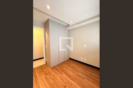 Apartamento à venda com 2 quartos, 92m² em Vila Cordeiro, São Paulo