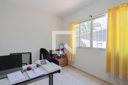 Casa à venda com 298m², 3 quartos e 12 vagas Casa à venda com 298m², 3 quartos e 12 vagasEscritório 1