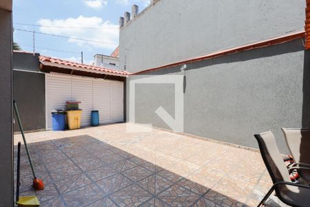 Casa à venda com 298m², 3 quartos e 12 vagas Casa à venda com 298m², 3 quartos e 12 vagasQuintal